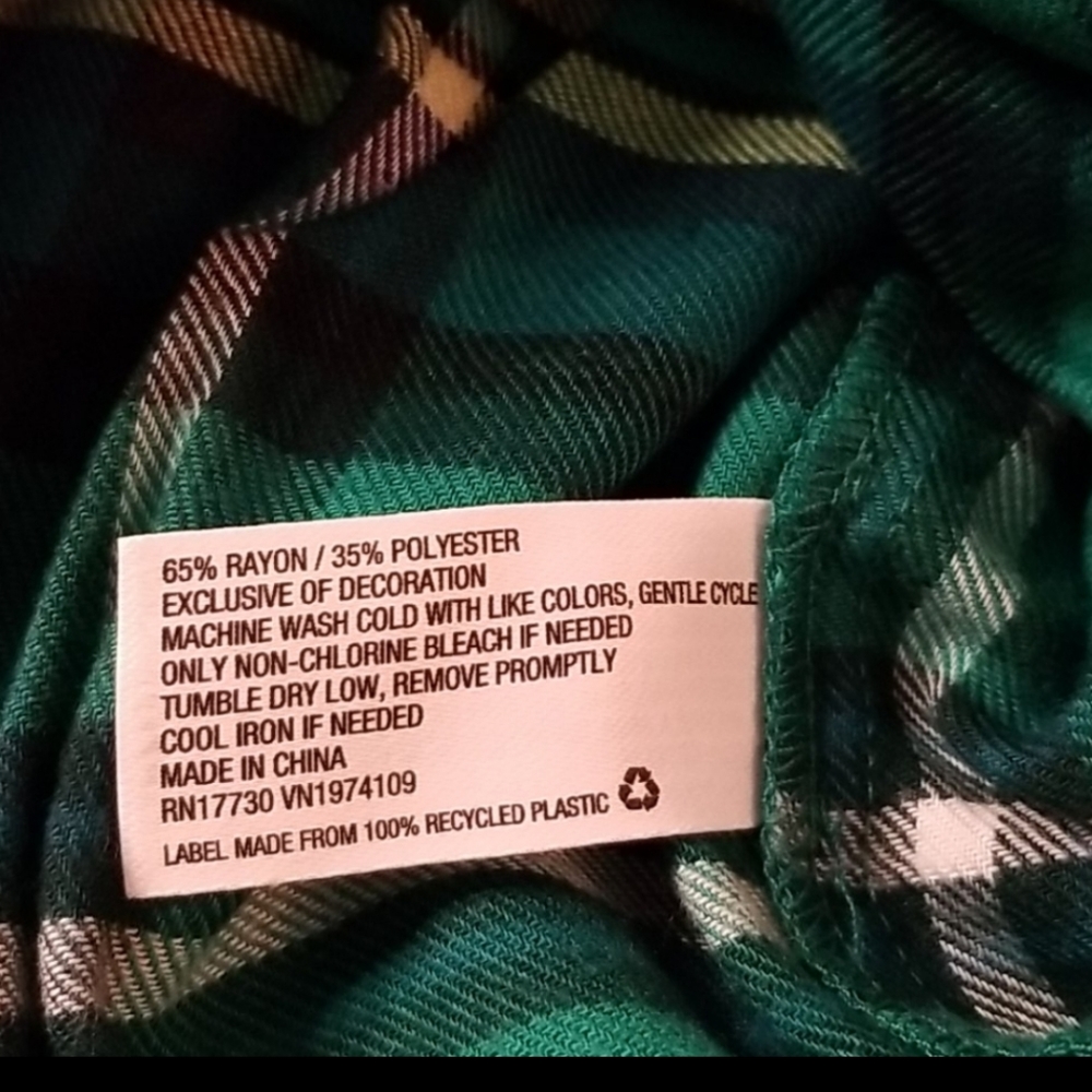 Colsie Flannel Pajama Set PJ Set NWT Small - Picture 6 of 7